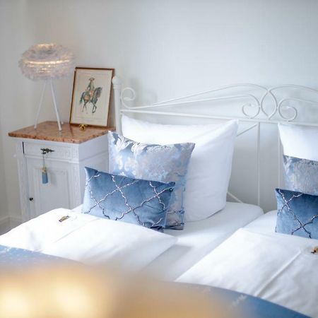 Das Kleine Hotel Iphofen, Fruehstueckszauber, No Waste, Nachhaltig, Nahe Aller Weingueter, Knauf Gips Kg Und Connekt, Kleines Secret Mit Garten & Terrassen, Tv Mirrorring, 55" Tv, Fine Dining, Hunde Willkommen 외부 사진