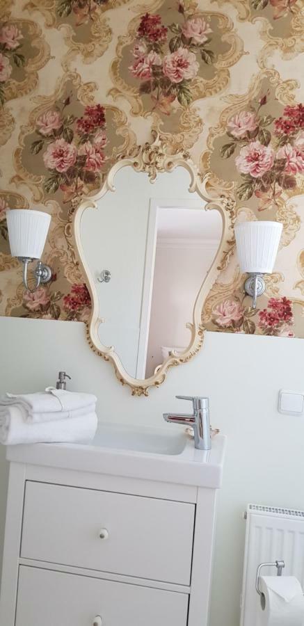 Das Kleine Hotel Iphofen, Fruehstueckszauber, No Waste, Nachhaltig, Nahe Aller Weingueter, Knauf Gips Kg Und Connekt, Kleines Secret Mit Garten & Terrassen, Tv Mirrorring, 55" Tv, Fine Dining, Hunde Willkommen 외부 사진